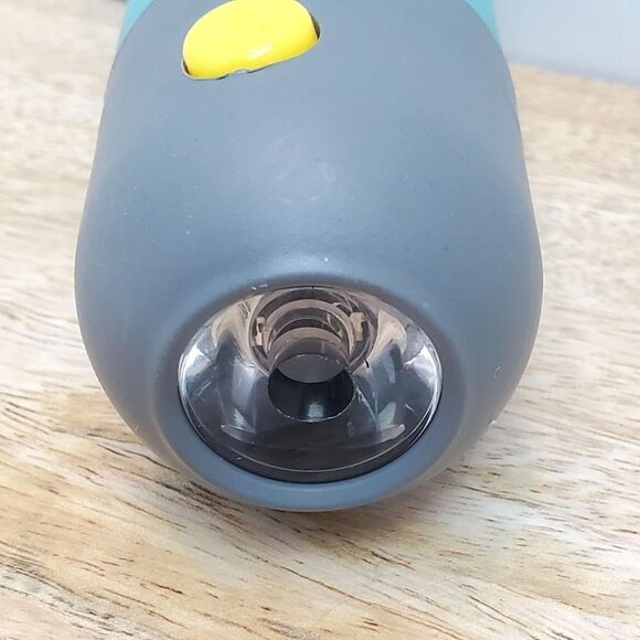 Dog Waste Poop Bags Green LED Flashlight - Picture 3 of 4